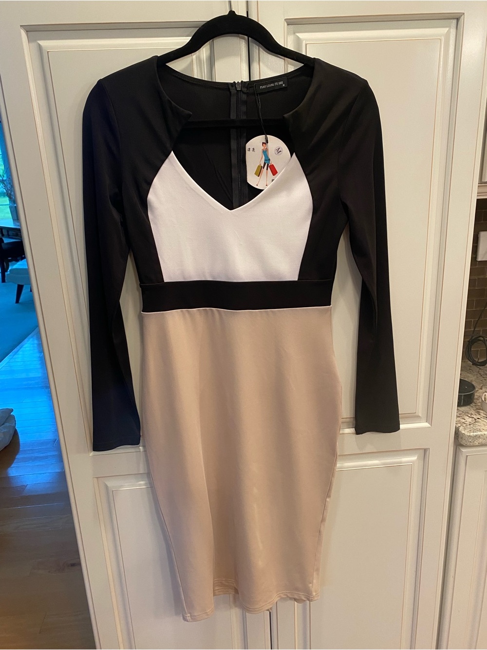 Colorblock Long-Sleeve Sheath Dress in Black, White & Beige